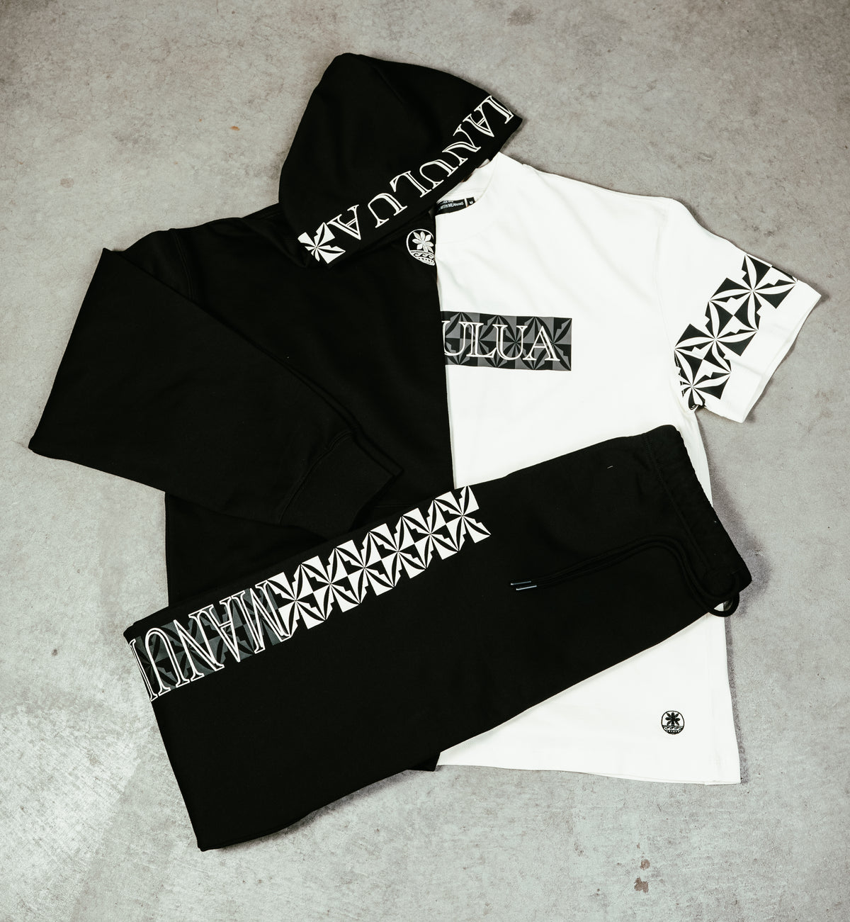 Manulua Sweatpant - Ink Black