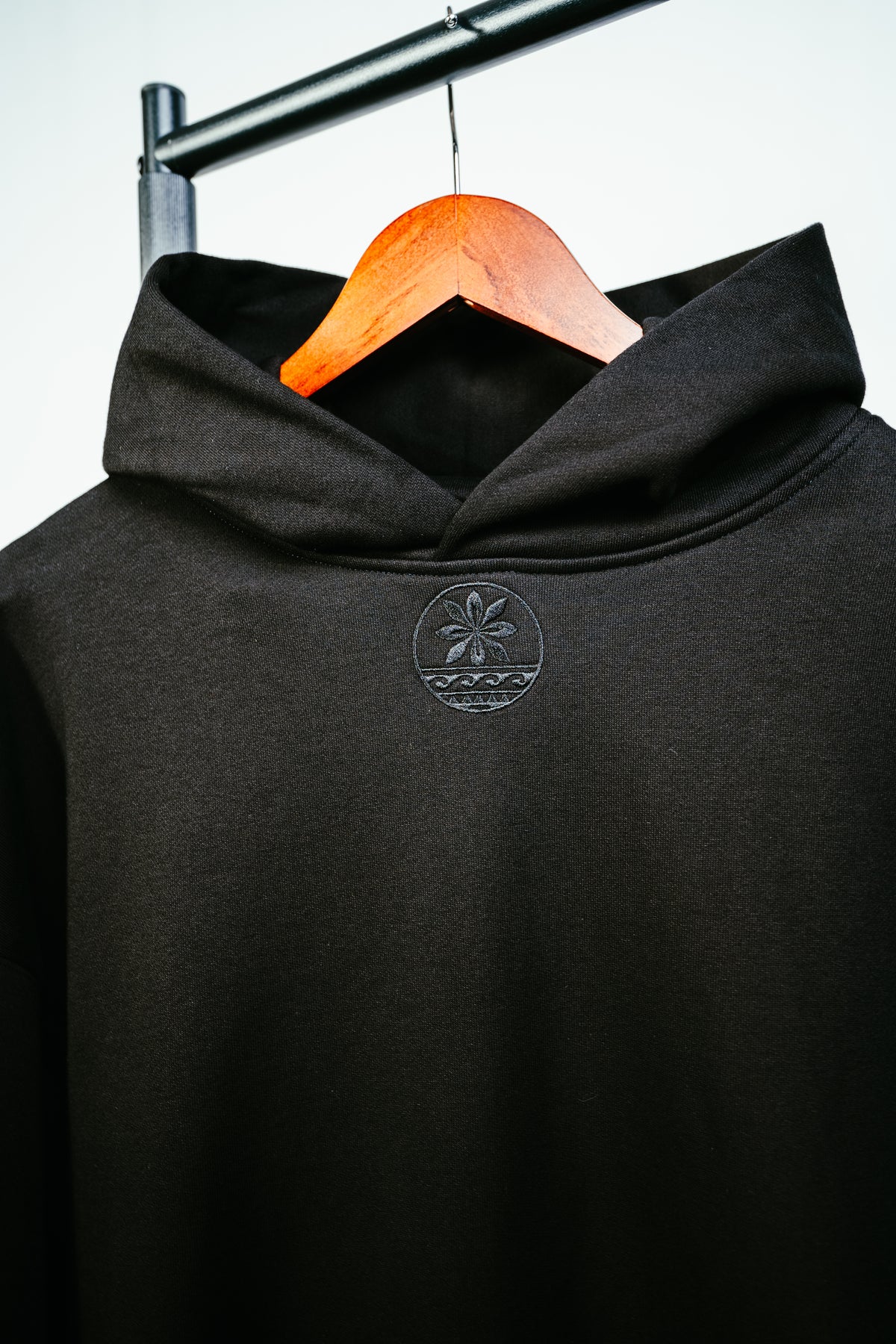 Hoodie – Mako Ink Black