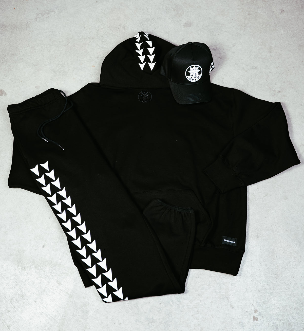 Mako 5 Panel Hat - Black