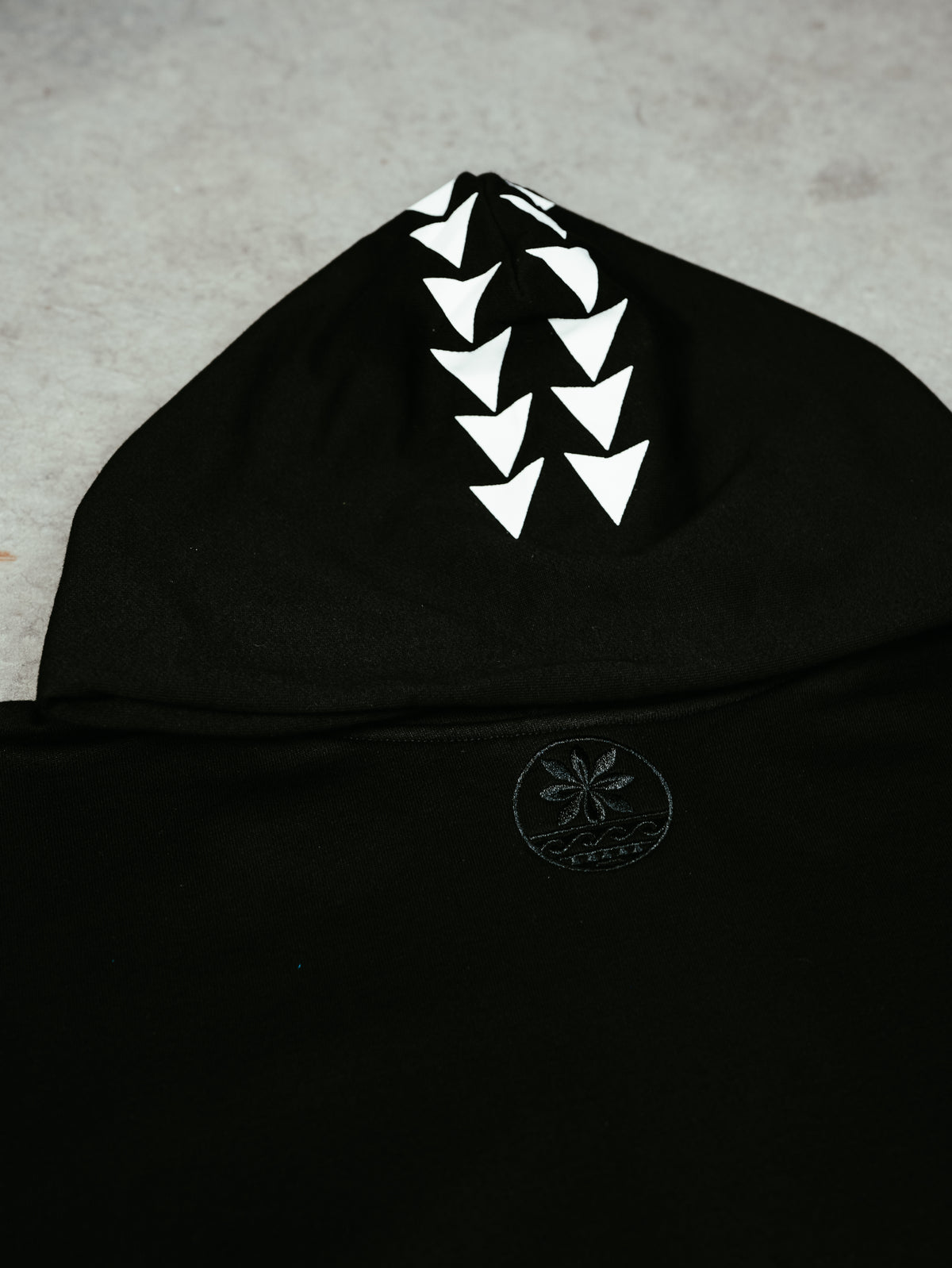Hoodie – Mako Ink Black