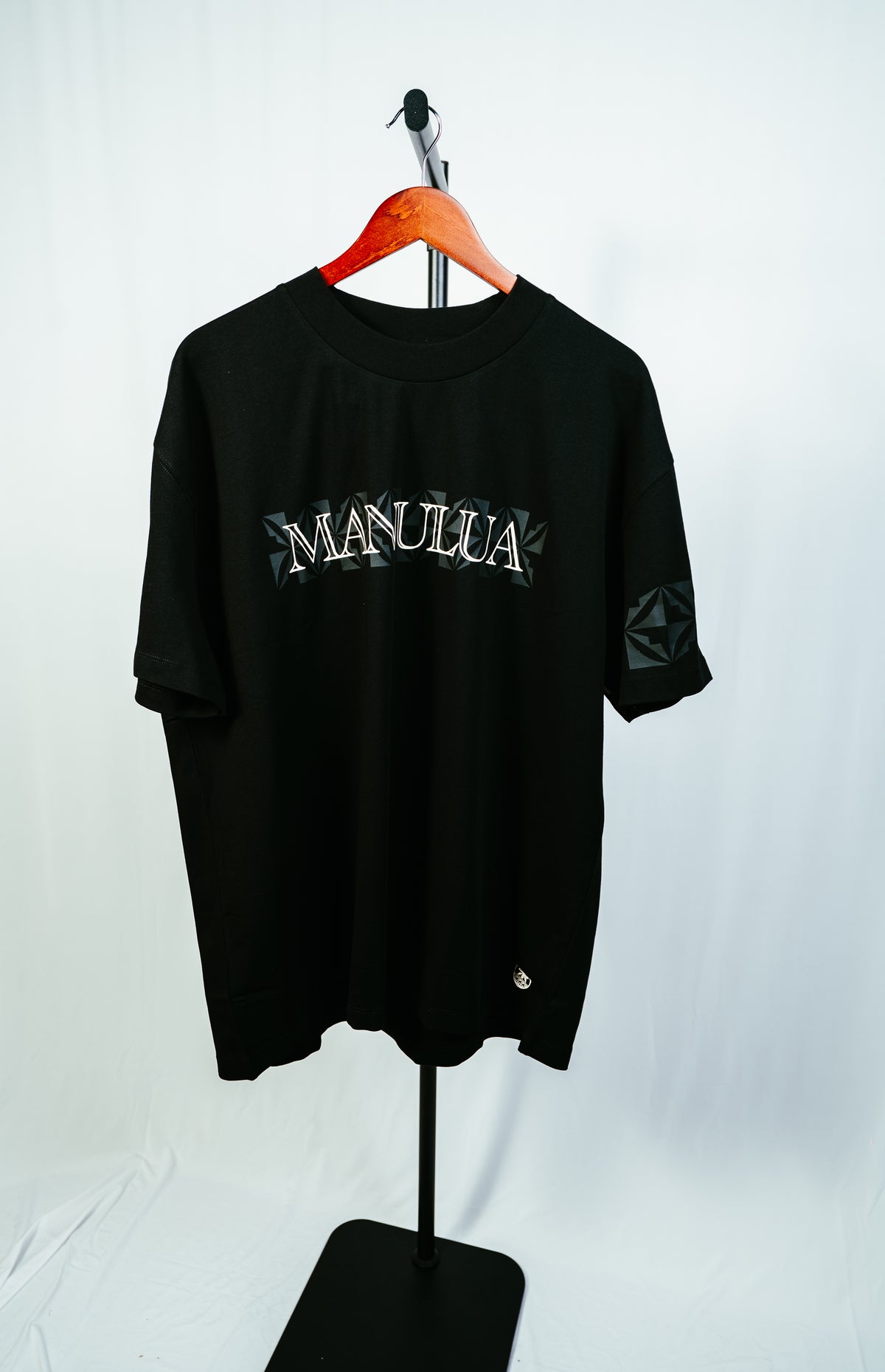 Manulua Tee Black - Heavyweight Oversized Graphic Tee