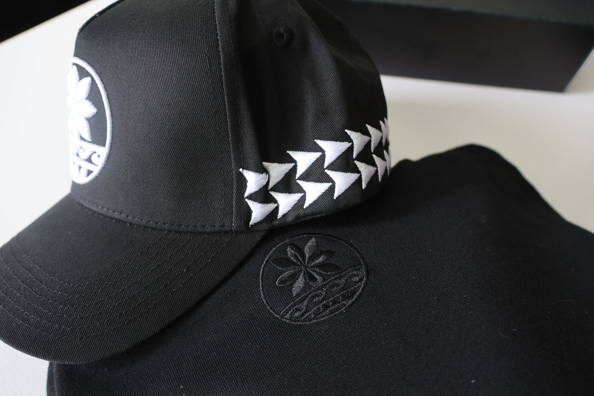 Mako 5 Panel Hat - Black