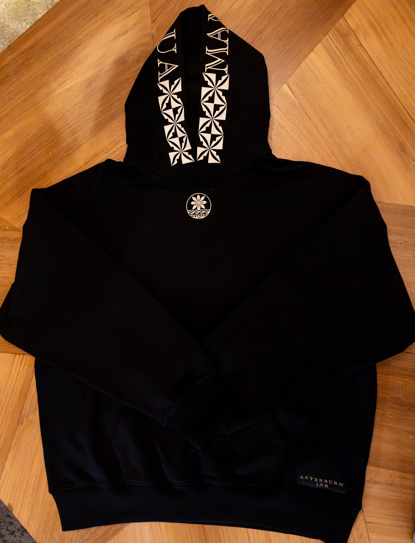 Pre-Order Manulua Hoodie – Ink Black